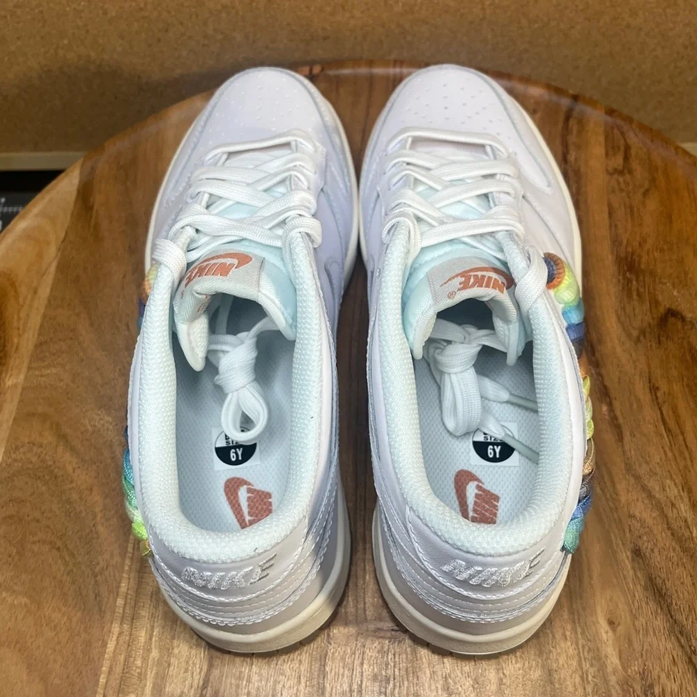 Nike
Dunks gs
Rainbow lace swoosh’ - Picture 10 of 12